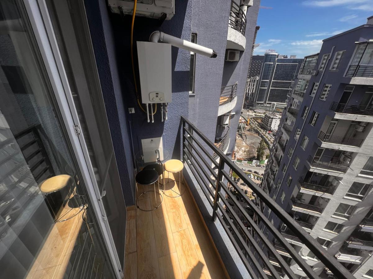 27 Floor Apartments Batoemi Buitenkant foto