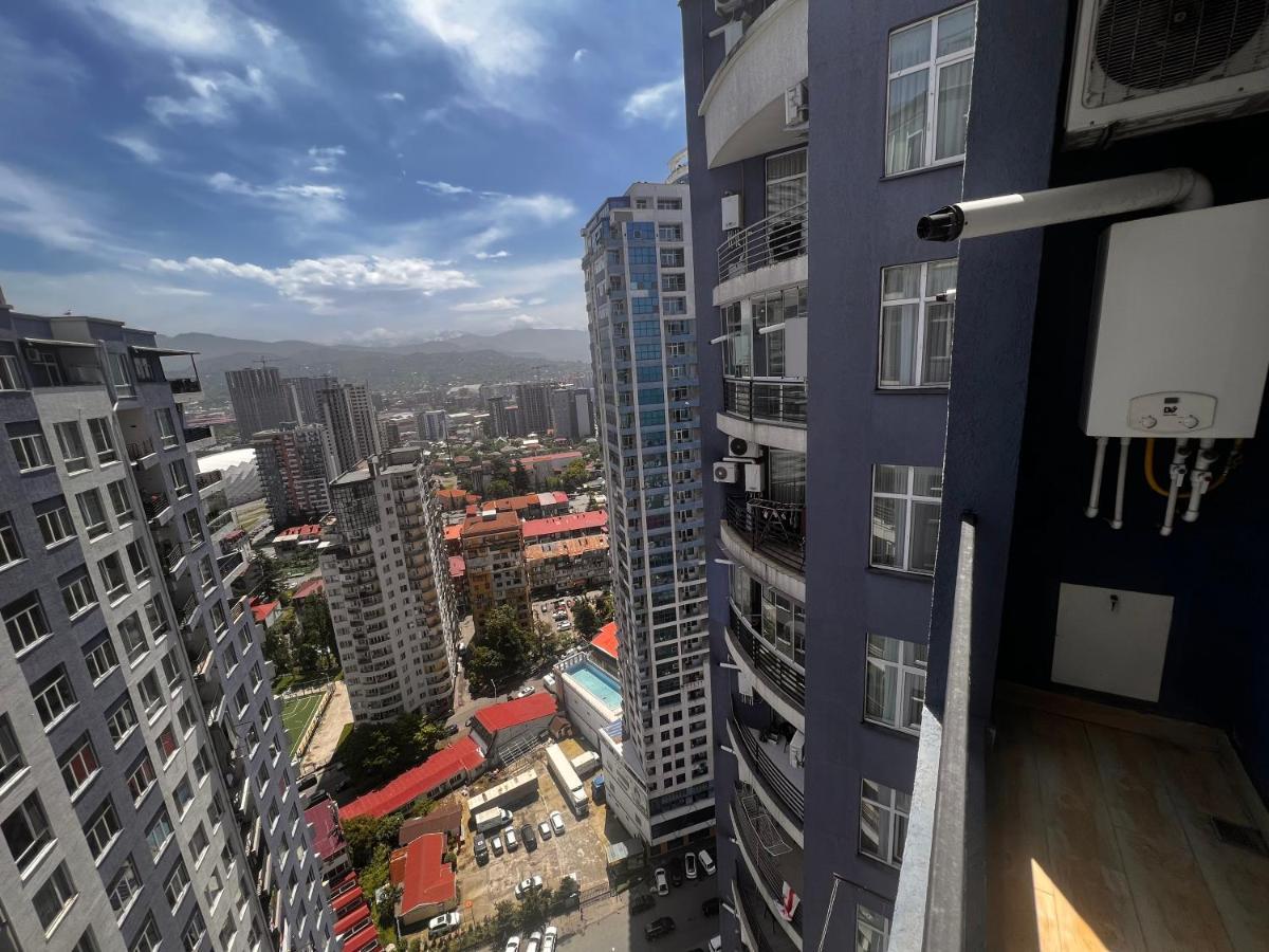 27 Floor Apartments Batoemi Buitenkant foto