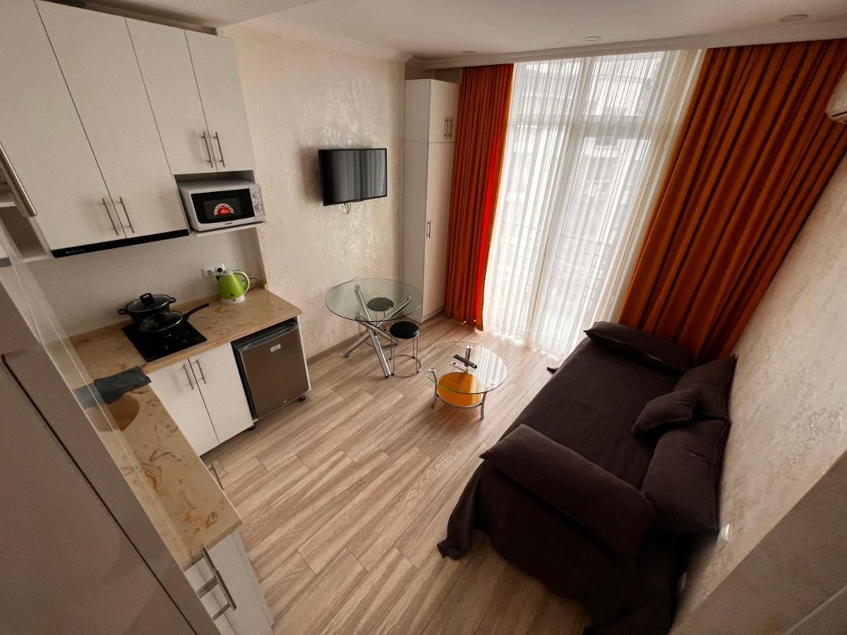 27 Floor Apartments Batoemi Buitenkant foto