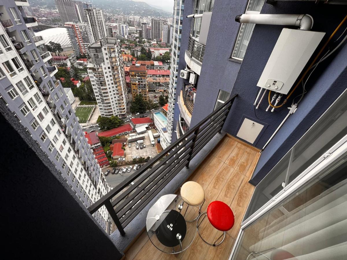 27 Floor Apartments Batoemi Buitenkant foto